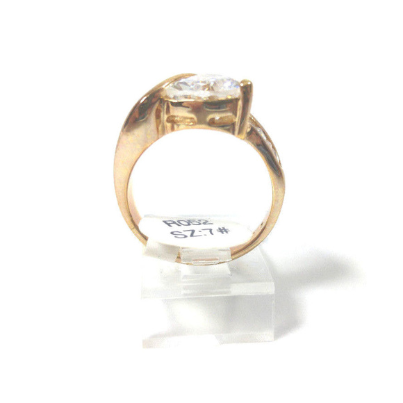 Large CZ GP Ring Faceted Triangle CZ Baguettes - Picture 6 of 8